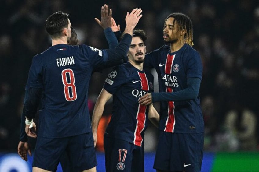 Paris Saint-Germain brushed aside French rivals Brest on Wednesday to secure a place in th