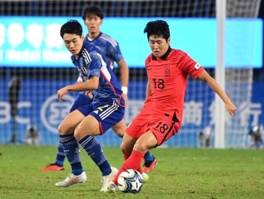 psgs lee helps south korea to third straight asian games gold