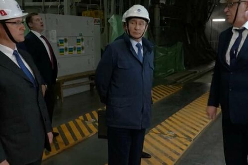 putin has mission accomplished moment in touring liberated kursk region