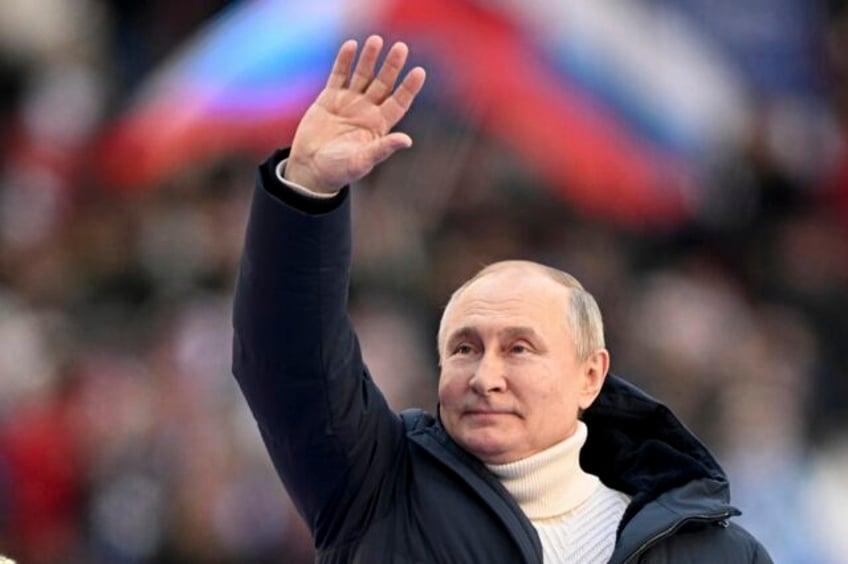 putin is expected to seek reelection in russia but who would run if he doesnt