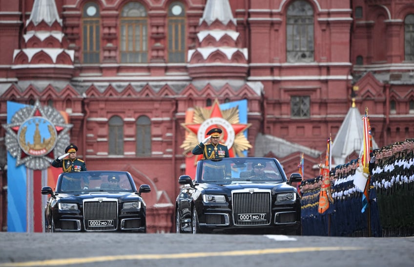 putin makes another nuclear threat at moscow victory day parade