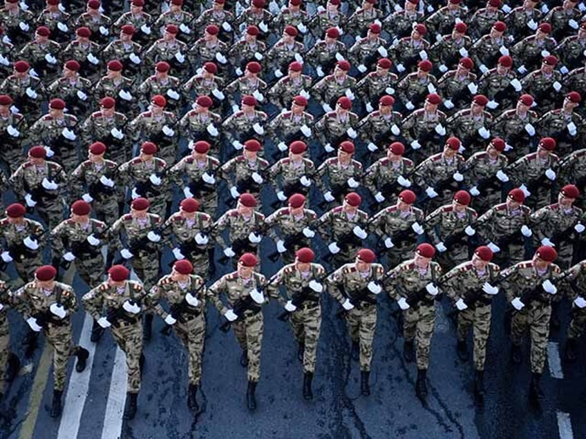 Russian servicemen arrive to the Victory Day military parade general rehearsal in central