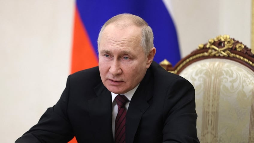 putin signs ban on transgender surgery into law