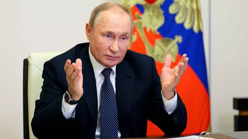 putin signs ban on transgender surgery into law