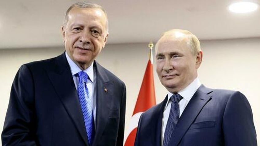 putin to visit turkey erdogan urges grain deal renewal as bridge for peace