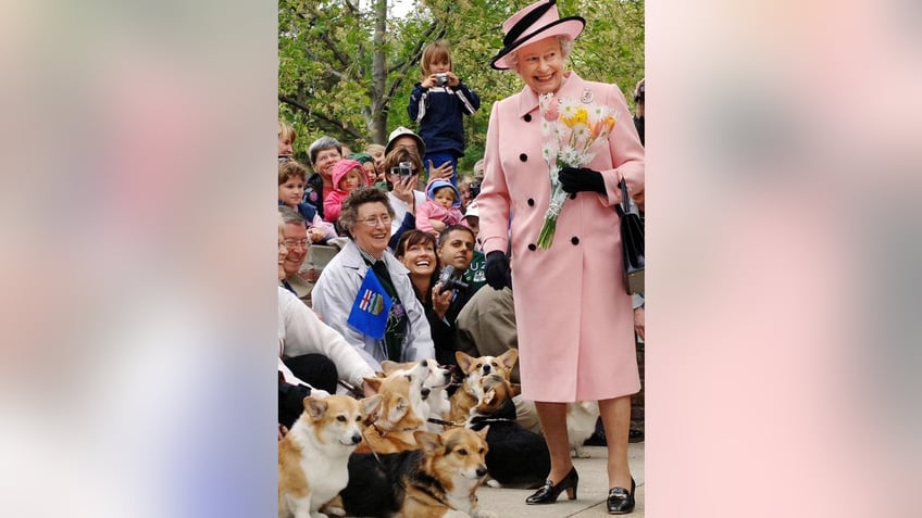 queen elizabeth celebrated by prince william kate middleton one year after death extraordinary life