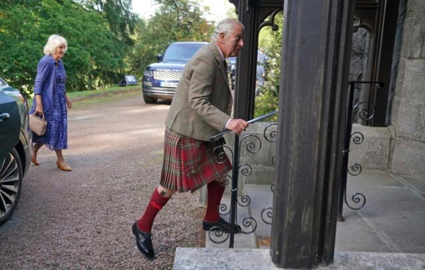 queen elizabeth ii remembered as gun salutes set to ring out for king charles iii