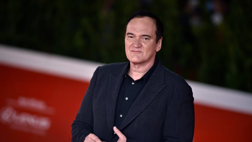 quentin tarantino visited israeli troops in israel to boost idf morale bright moment during dark time