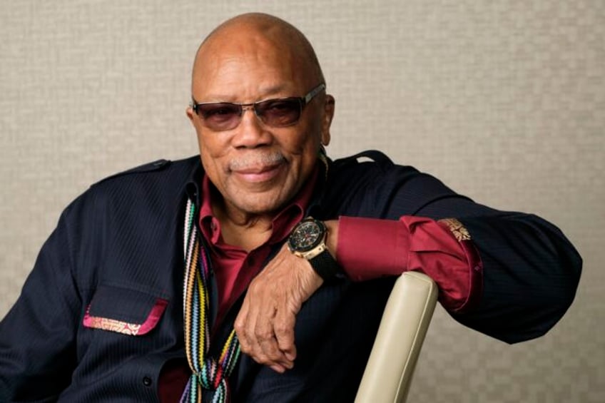 quincy jones is state departments first peace through music award as part of new diplomacy push