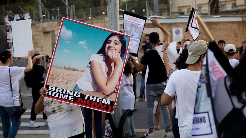 rabbis and christian leaders call for national day of prayer for israel on monday nov 6