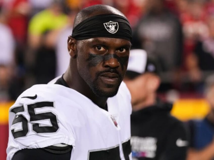 raiders chandler jones cries over aaron hernandez makes strange accusations in wild video