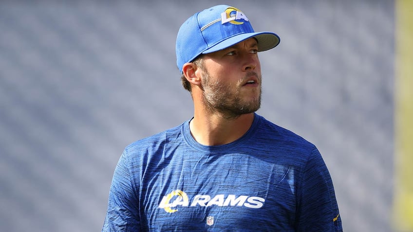 rams gm denies matthew stafford has an issue connecting with young teammates despite wifes admission