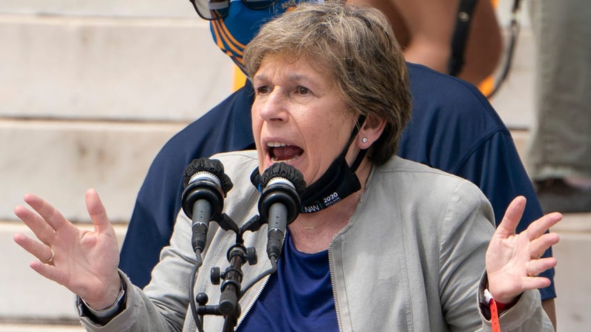 randi weingarten gets slapped with another fact check for claiming she always supported reopening schools