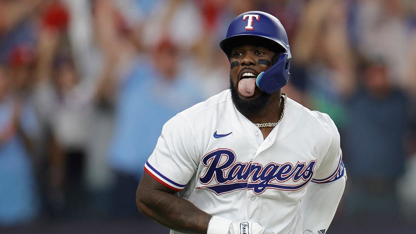 rangers finish sweep of orioles in alds still have not lost in postseason