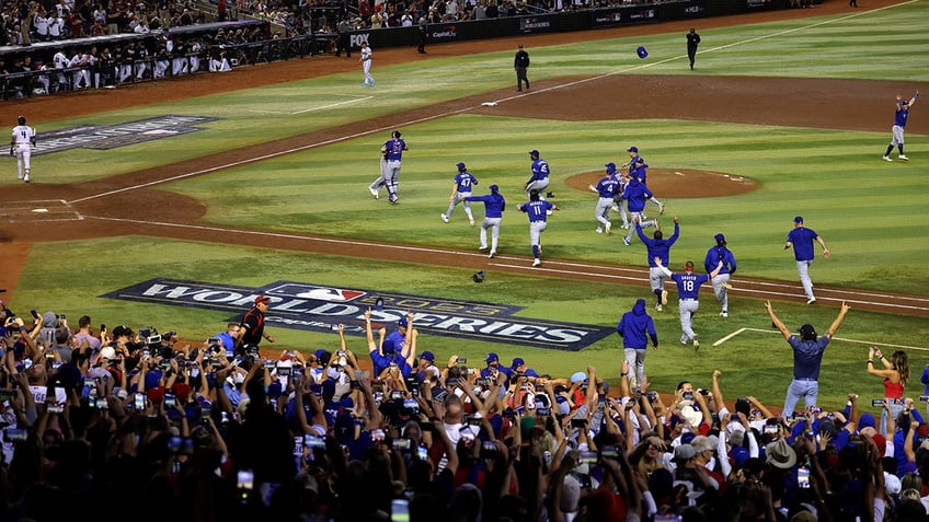 rangers win world series for first time in franchise history