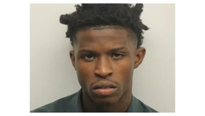 rapper quando rondo faces jail return after car crash while out on bond for gang drug charges