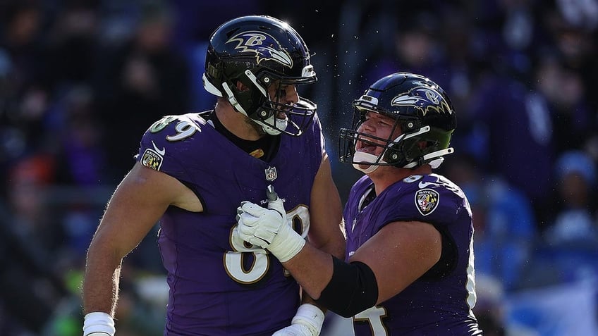 ravens demolish red hot lions thanks to lamar jacksons big game