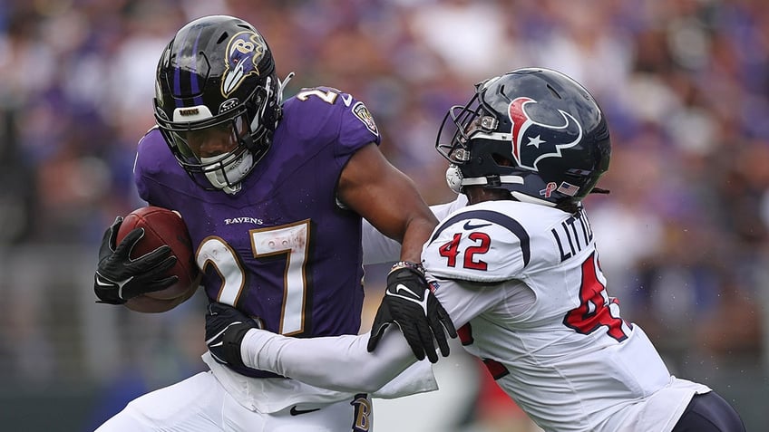 ravens jk dobbins will miss rest of season after tearing achilles against texans