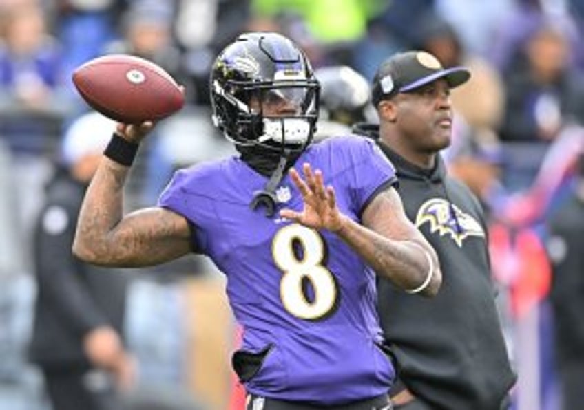 Ravens' Lamar Jackson wins second NFL MVP, Browns' Myles Garrett named DPOY