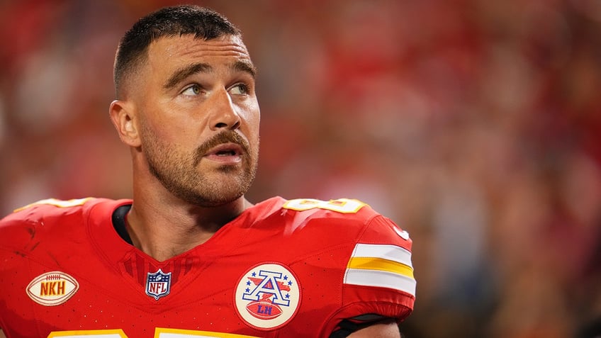 ravens mark andrews praises travis kelce amid taylor swift rumors raising the bar for a long time