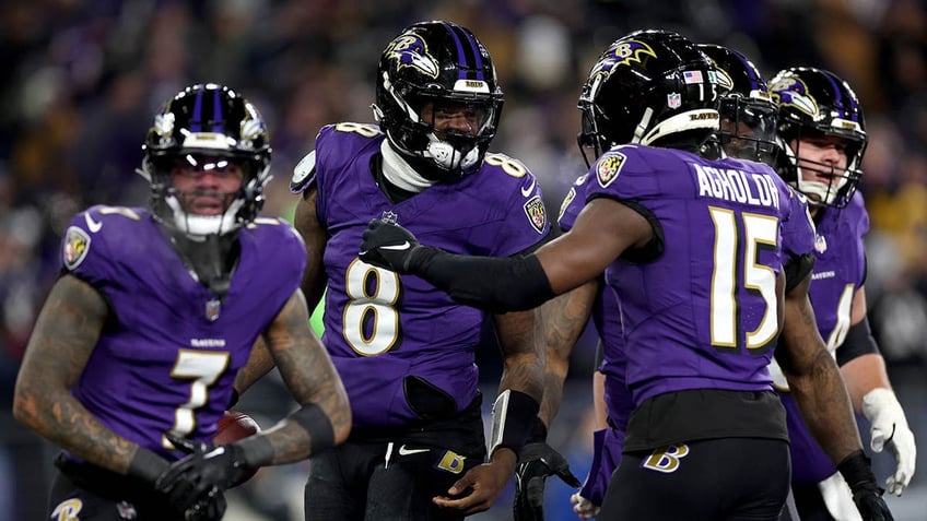 Ravens celebrating