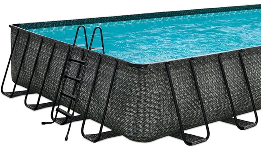 Throw the pool party of the century with this pool. 