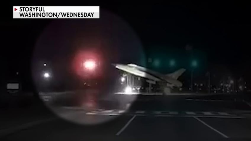 Dashcam video captures DC plane crash