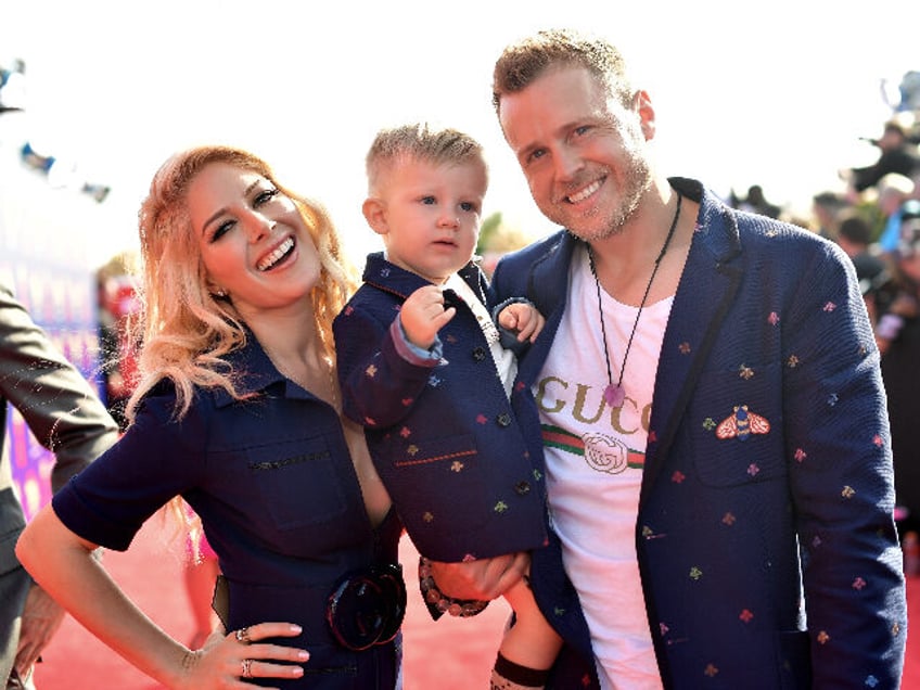 SANTA MONICA, CALIFORNIA - JUNE 15: (L-R) Heidi Montag, Gunner Stone, and Spencer Pratt at