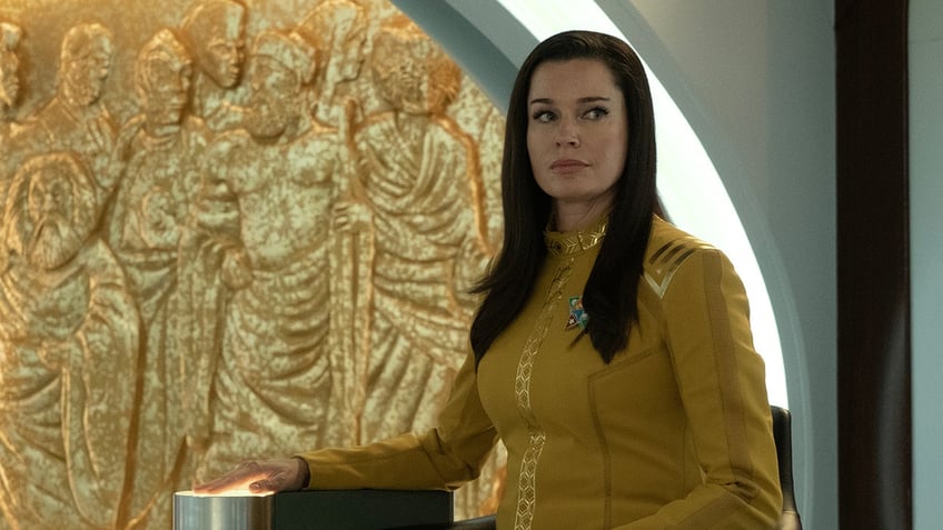 Rebecca Romijn in a scene from Star Trek: Strange New Worlds