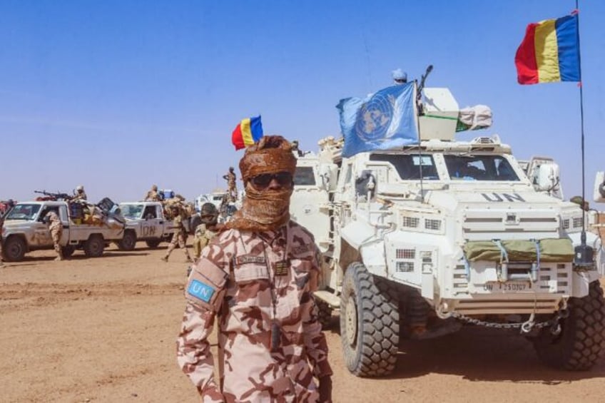 rebels take over mali camp immediately after un evacuates