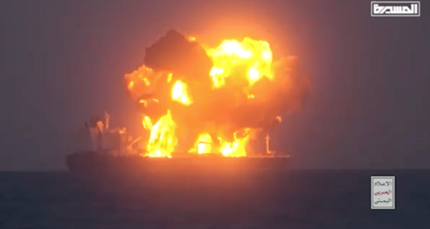 red sea crisis footage captures suezmax tanker explosion after houthi missile strike as west fails to secure chokepoint