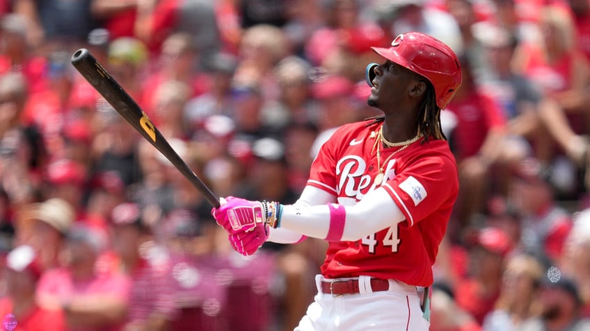 reds elly de la cruz enters barry bonds territory with home run vs diamondbacks