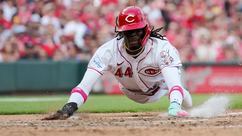 reds elly de la cruz enters barry bonds territory with home run vs diamondbacks