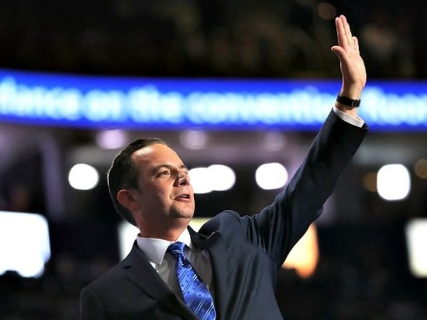 reince priebus campaigns with trump in pennsylvania dont believe the garbage you read