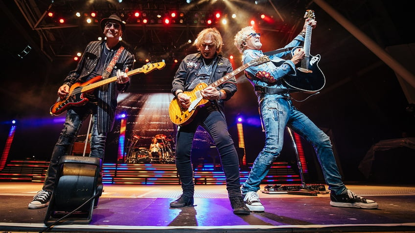 REO Speedwagon performing