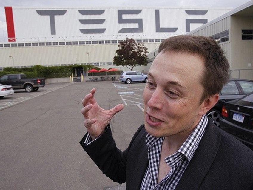 report elon musks tesla created diversion team to suppress complaints about driving range