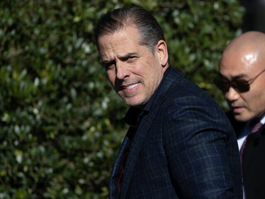 report hunter biden going on the offensive in the face of legal political troubles