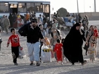Report: Iranian Official Says Tehran Deporting 8,000 Afghans a Day