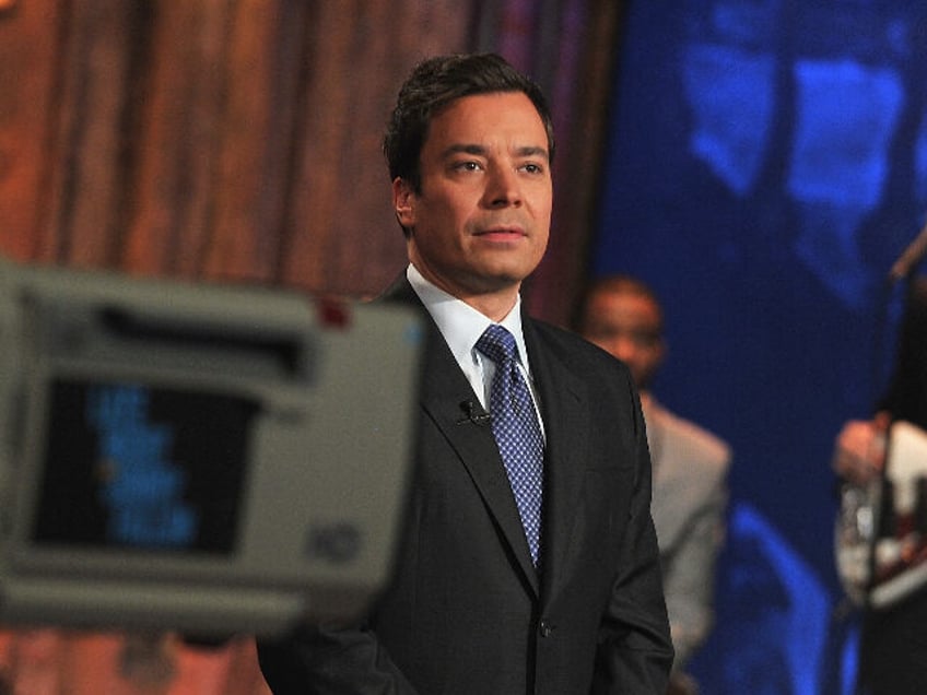 report jimmy fallon apologizes to staff after workplace abuse allegations