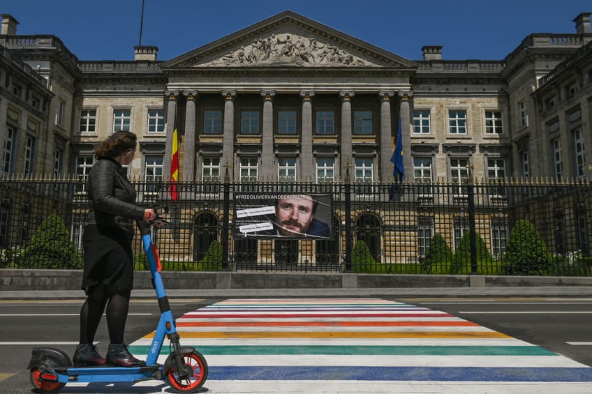 report quran recited at belgian parliament by imam with call for killing kidnapping of jews