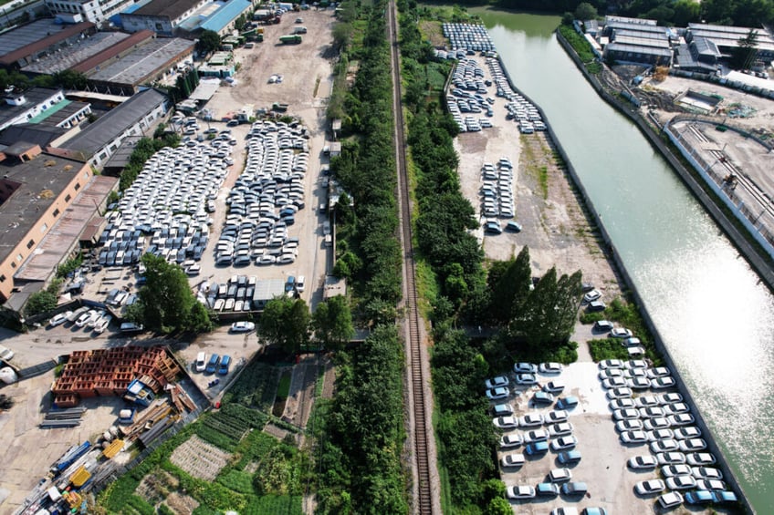 reporters discover chinas massive electric vehicle graveyards