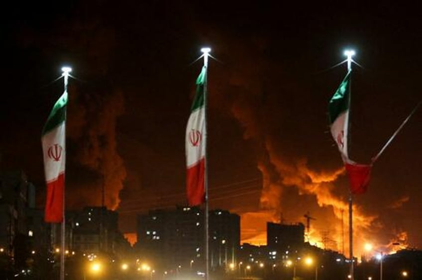 reports of warplanes seeking to strike ayatollah as israel has hit 1100 iranian targets since friday