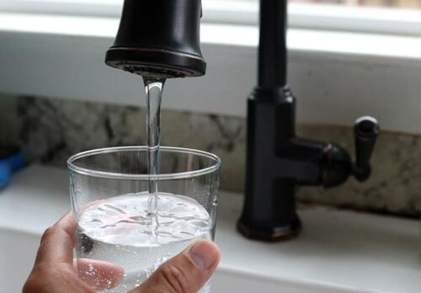 researchers find unknown chemical in drinking water posing potential human health concern