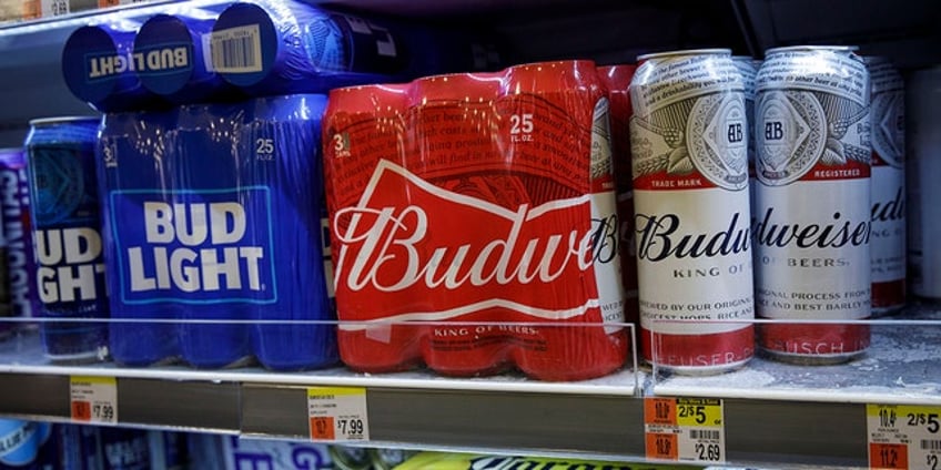 retailers already planning to reallocate bud lights shelf space rival drink executive says