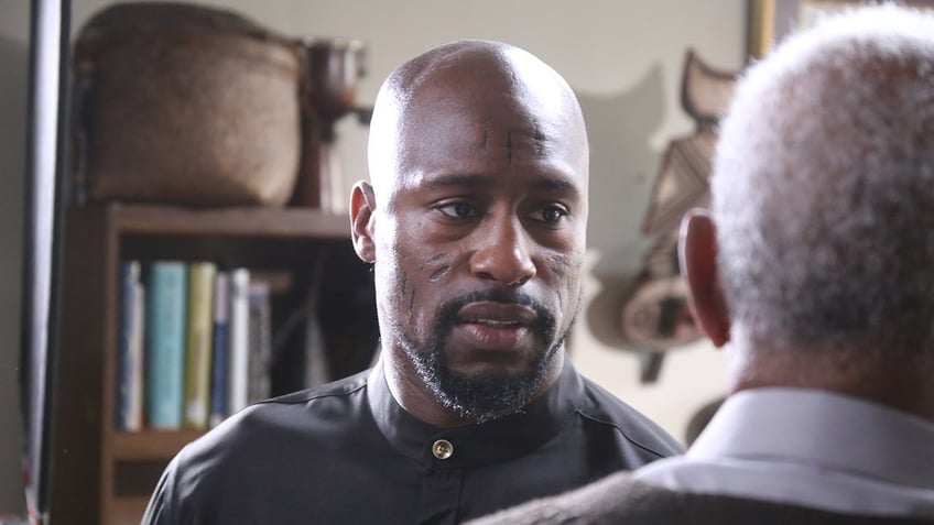 Vernon Davis in film