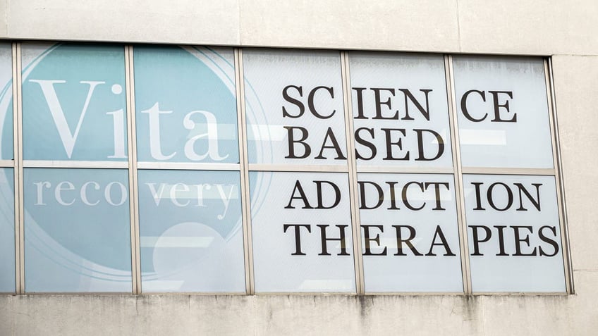 Miami, Florida, Biscayne Boulevard, Vita Recovery, addiction therapies luxury treatment center. 