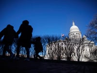 Rhode Island lawmakers pass bill to ban sales of assault weapons