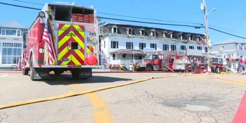 rhode island tourist spot block island declares state of emergency after hotel fire officials