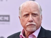 Richard Dreyfuss upsets fans with gender comments at 'Jaws' event
