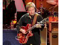 Rick Derringer, who had a hit with ‘Hang On Sloopy’ and produced ‘Weird Al,’ dies at 77
